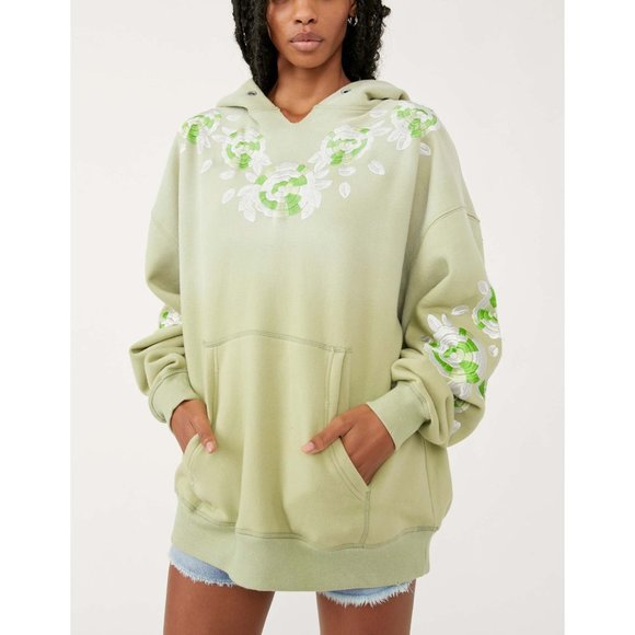 Free People Tops - Free People We the Free Olive Swamp Green with Boho Embroidered Flowers. EUC!
